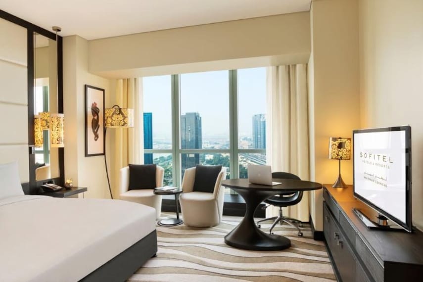 Sofitel Abu Dhabi Corniche-4